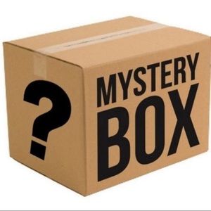 Women’s mystery clothing box